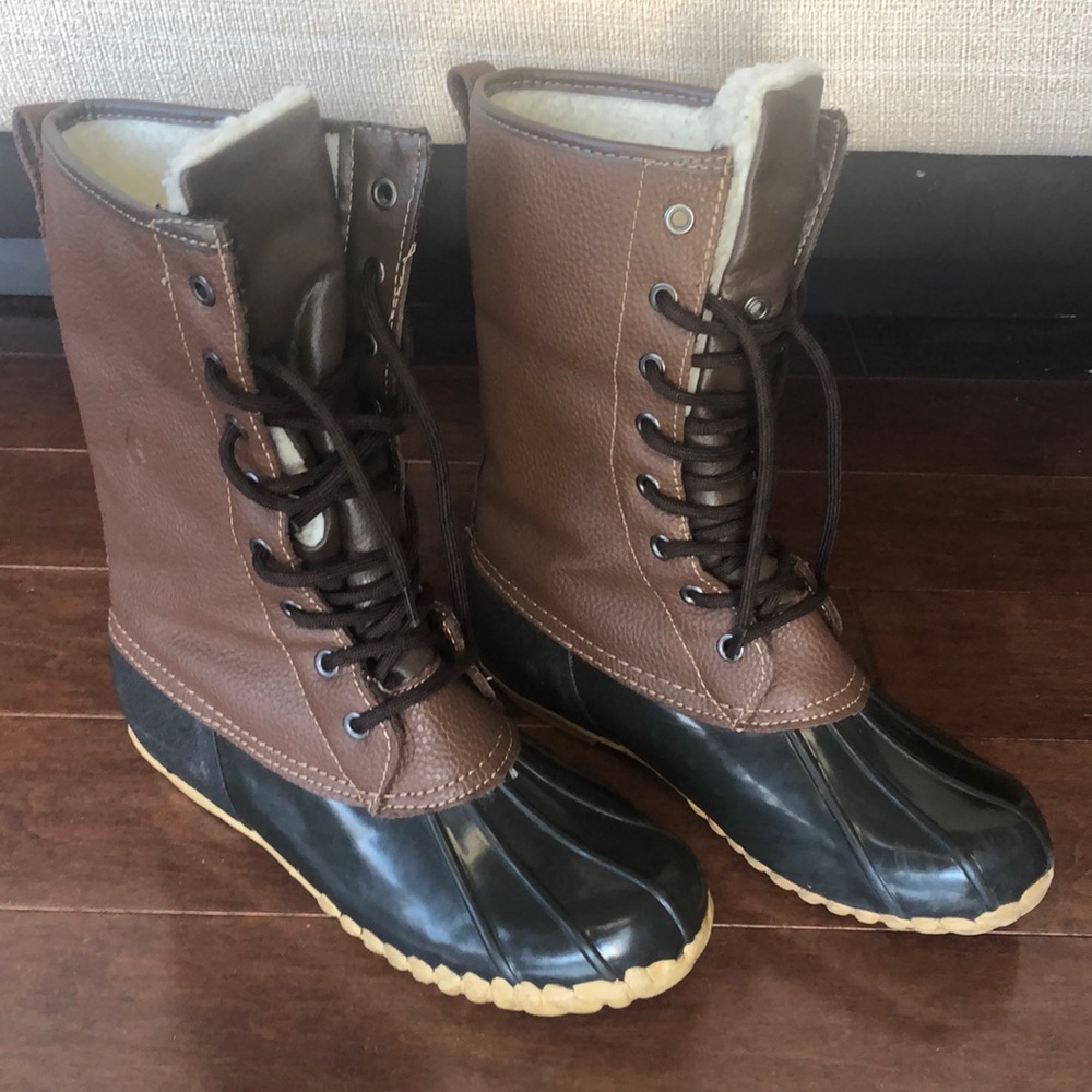 Snow boots women